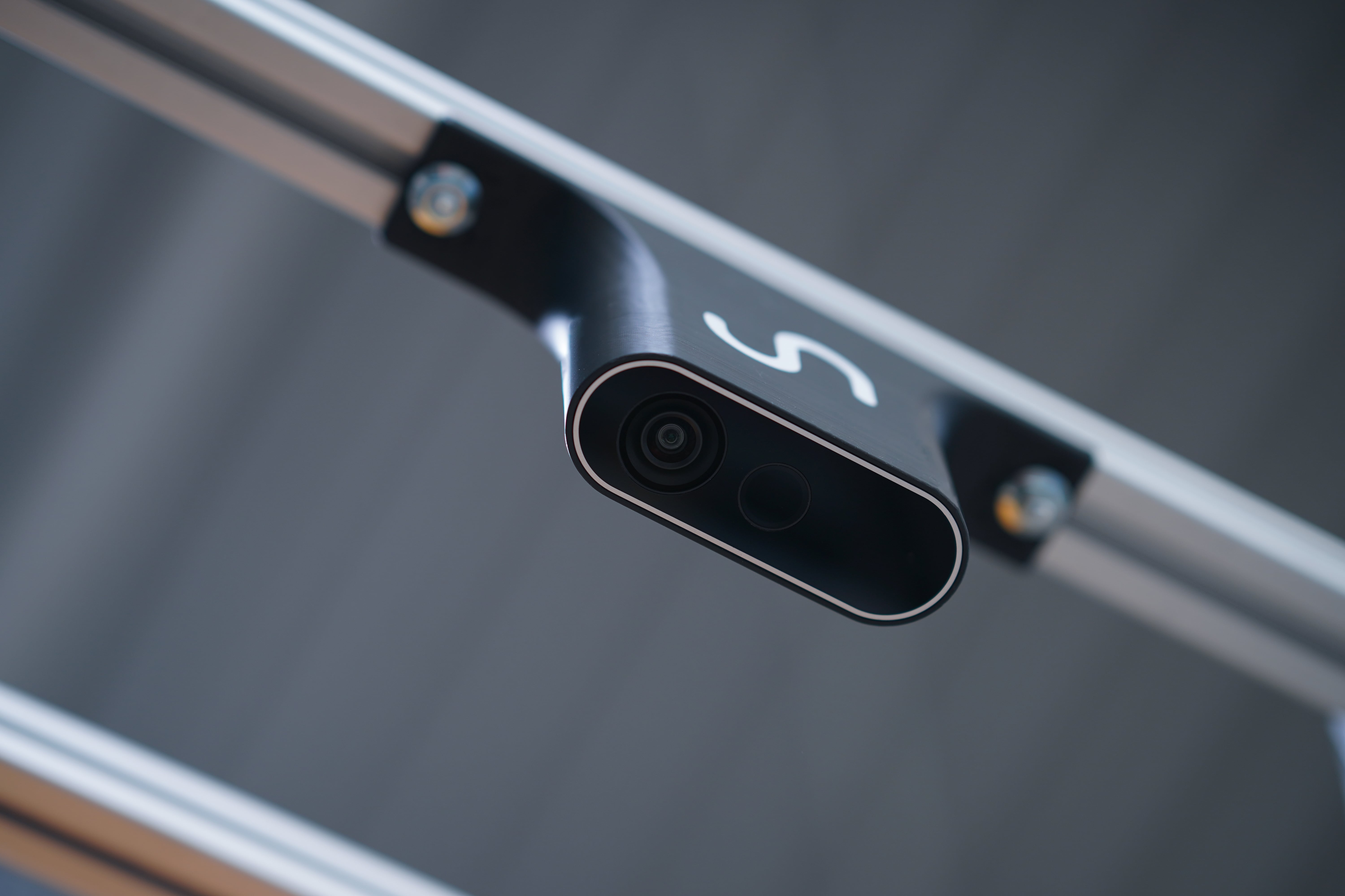 Sereact Lens camera device